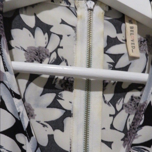 My Beloved Dress Daisy Sleeveless Floral Black White Zipper Back Swing Mini Tank - Picture 6 of 10